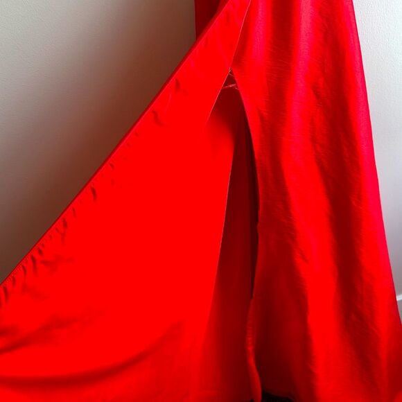 Prom Sherri Hill Red Satin-Finish Dress with Train and High Leg Slit 12 - Picture 4 of 10